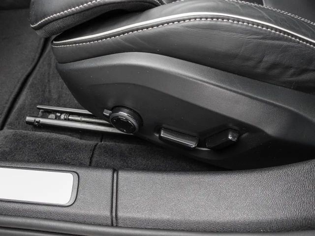 Volvo V60 Cross Country AWD Plus