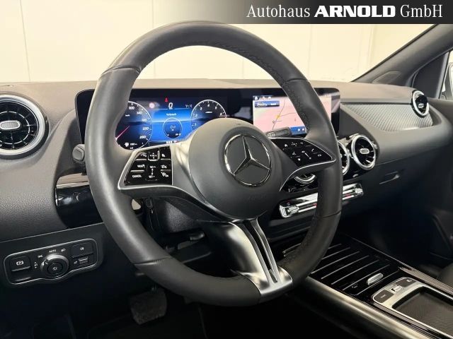 Mercedes-Benz B 200 Progressive Sedan