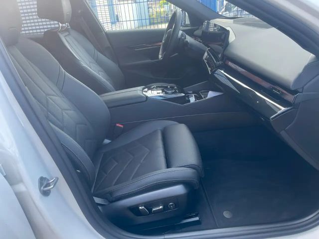 BMW 540 540d M-Sport Sedan xDrive