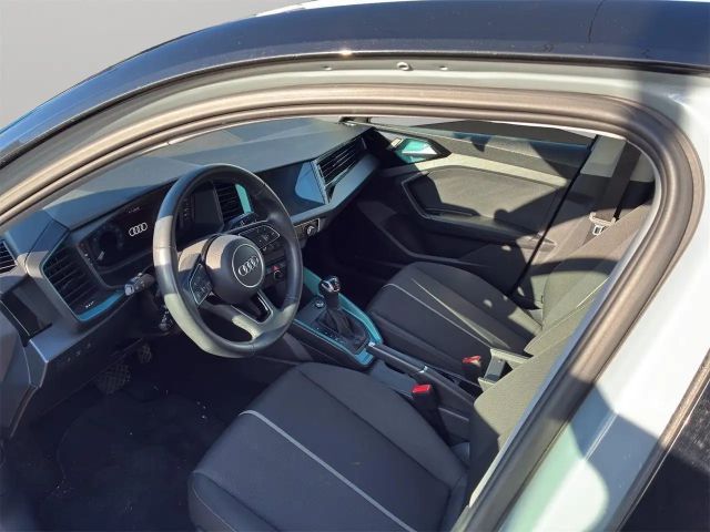 Audi A1 30 TFSI Allstreet S-Tronic