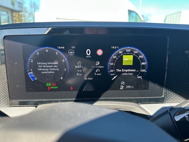 Volkswagen Passat 1.5 eTSI Business Variant