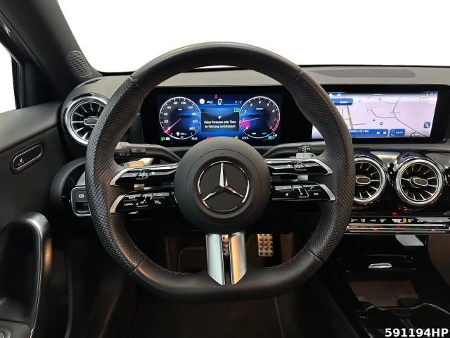 Mercedes-Benz A 200 AMG Line