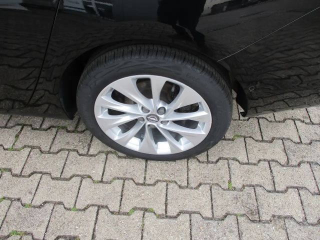 Opel Astra Sports Tourer Ultimate