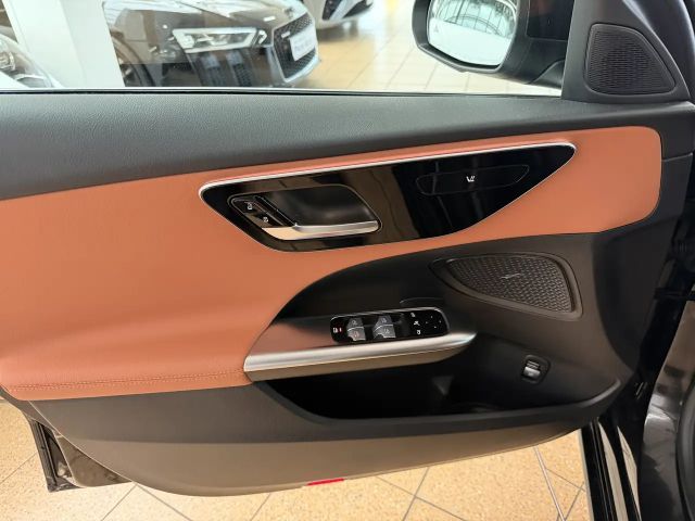 Mercedes-Benz C 200 C 200 d Luxury Line Sedan