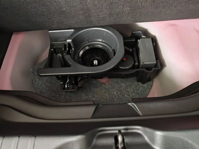 Fiat 600e Hybrid 1.2 110 DCT Kamera-PDC vorn+hinten-SHZ-LED