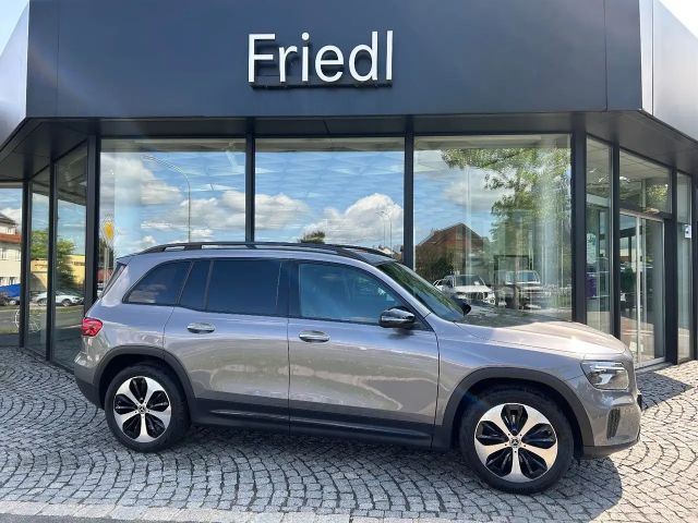 Mercedes-Benz GLB 200 GLB 200 d