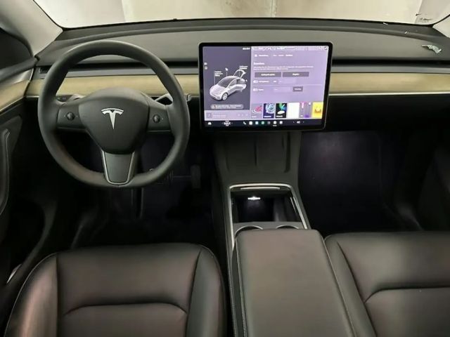 Tesla Model Y AWD Dual Motor Long Range