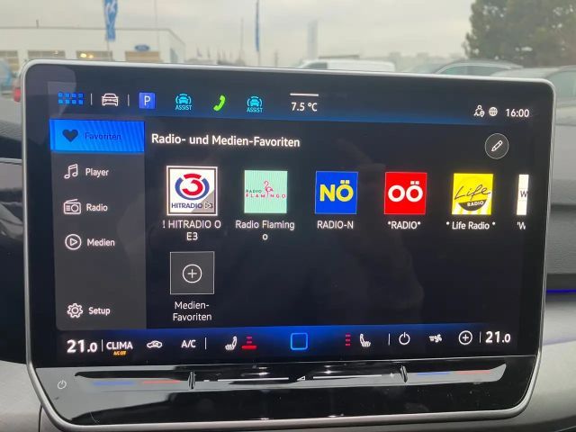 Volkswagen Golf Business DSG Variant