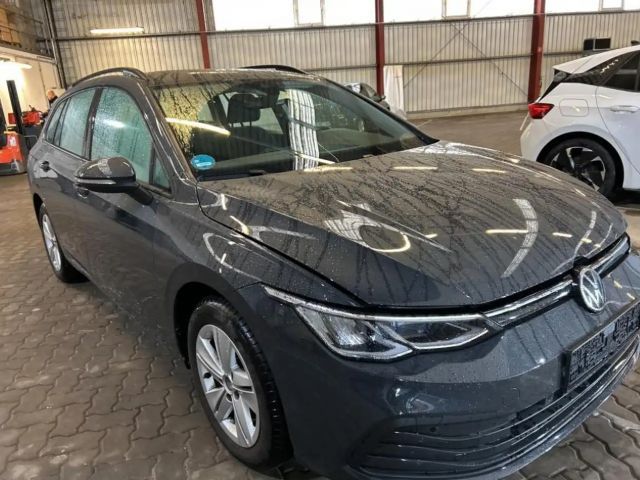 Volkswagen Golf 1.0 TSI DSG Life Variant