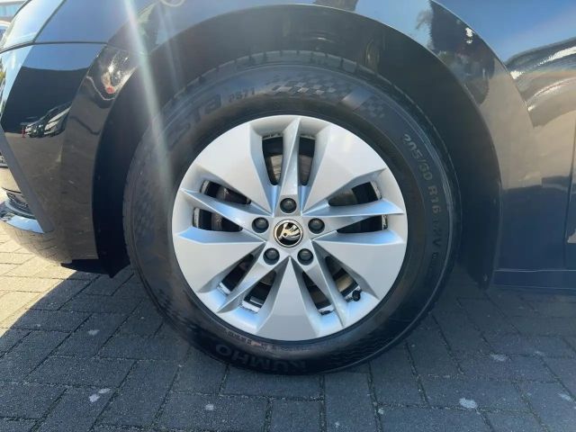 Skoda Octavia 1.0 TSI Ambition Combi