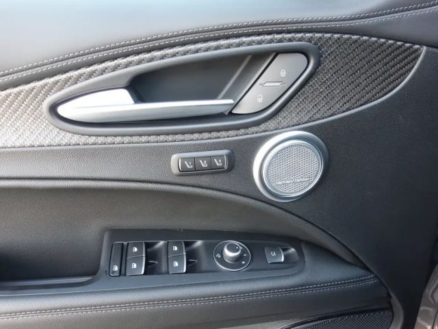 Alfa Romeo Stelvio Quadrifoglio