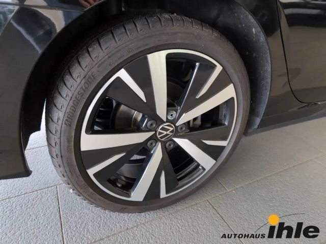 Volkswagen Golf DSG Golf VIII Style Variant