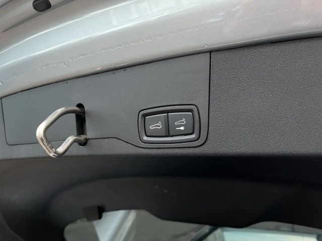 Porsche Taycan Cross Turismo Turbo