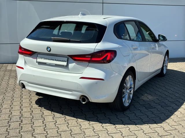 BMW 118 118d Sedan