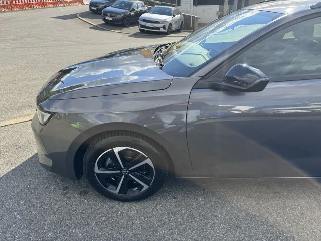 Opel Astra Edition Sports Tourer