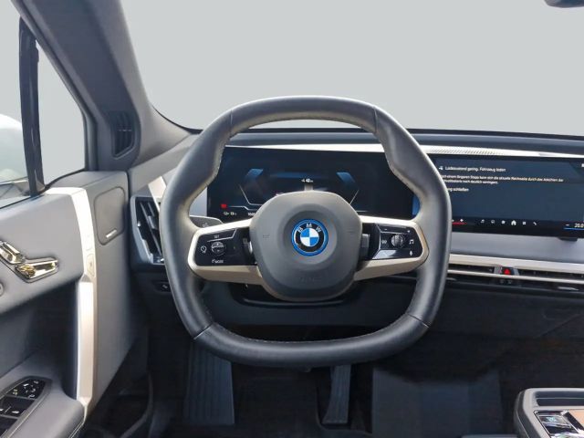 BMW iX xDrive40