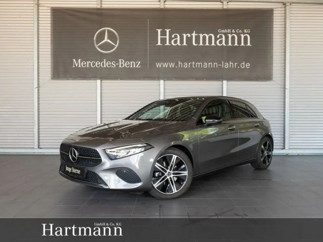 Mercedes-Benz A 200 Hatchback Progressive