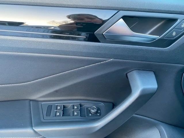 Volkswagen T-Roc Cabriolet Style