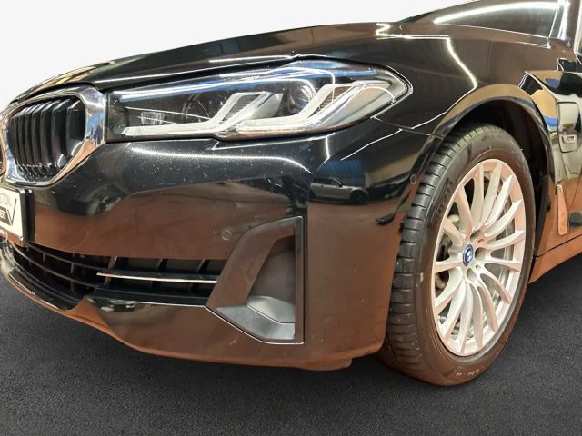 BMW 530 530e Touring