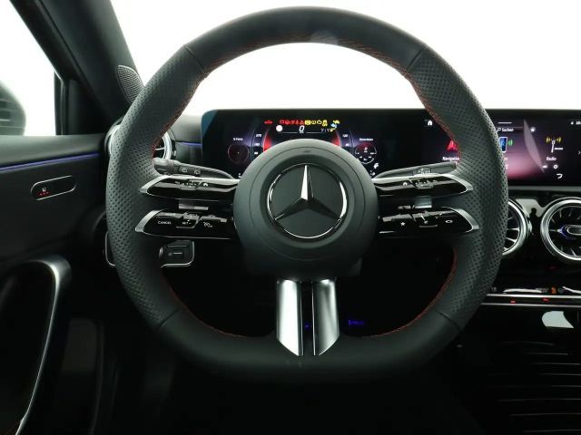 Mercedes-Benz A 200 AMG Line