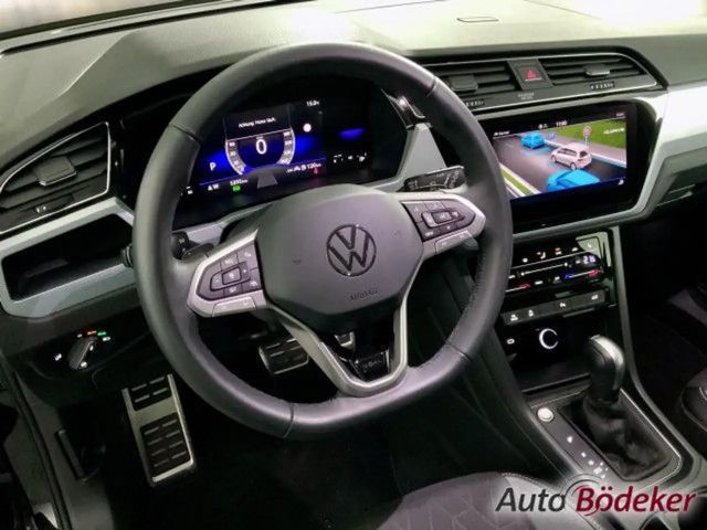 Volkswagen Touran 1.5 TSI DSG R-Line