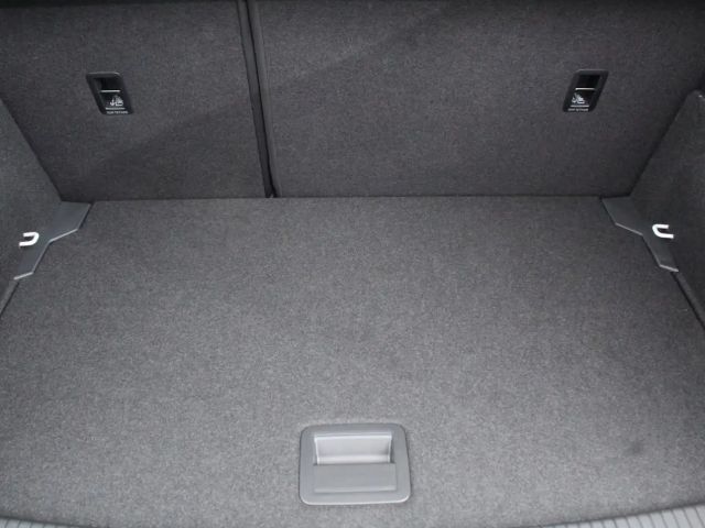 Volkswagen T-Cross 4Me TSI