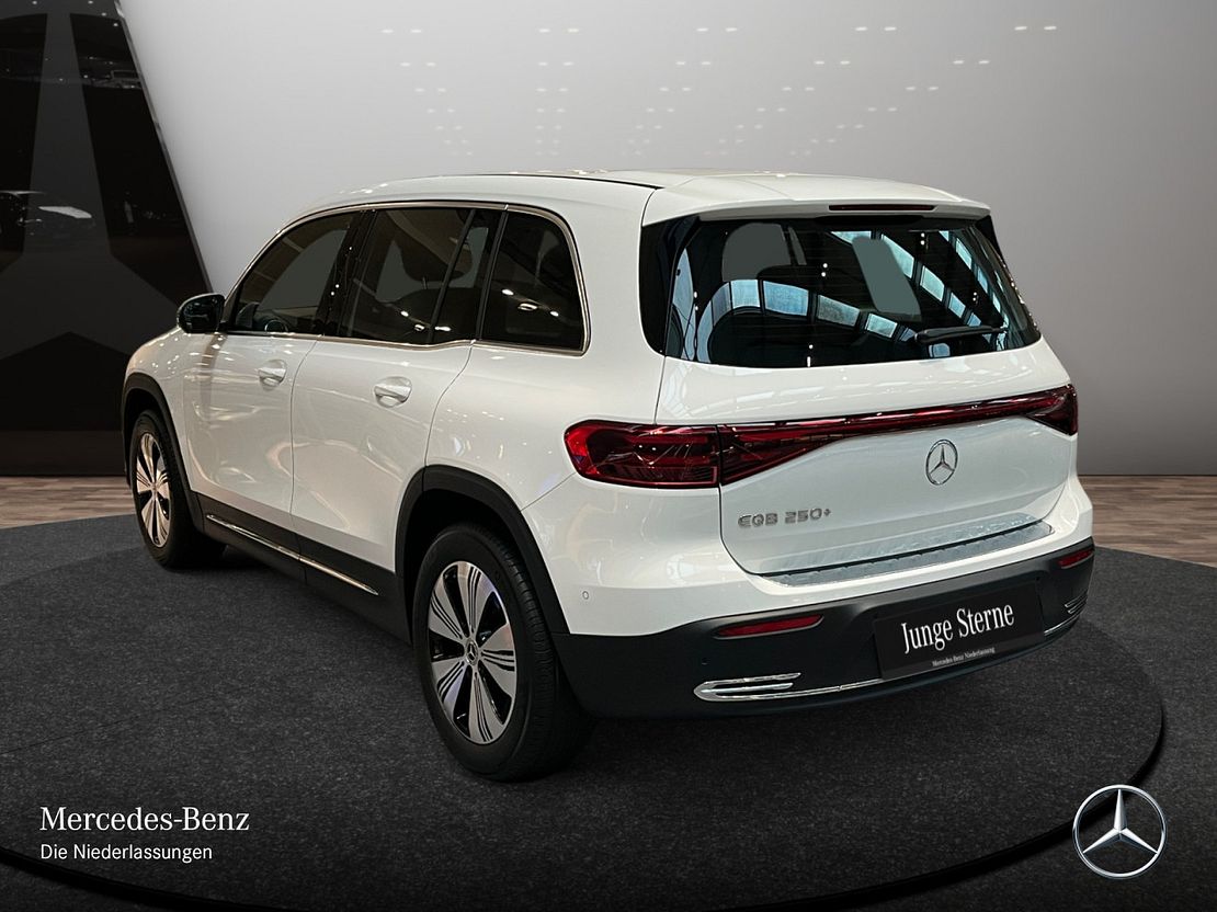 Mercedes-Benz EQB 250