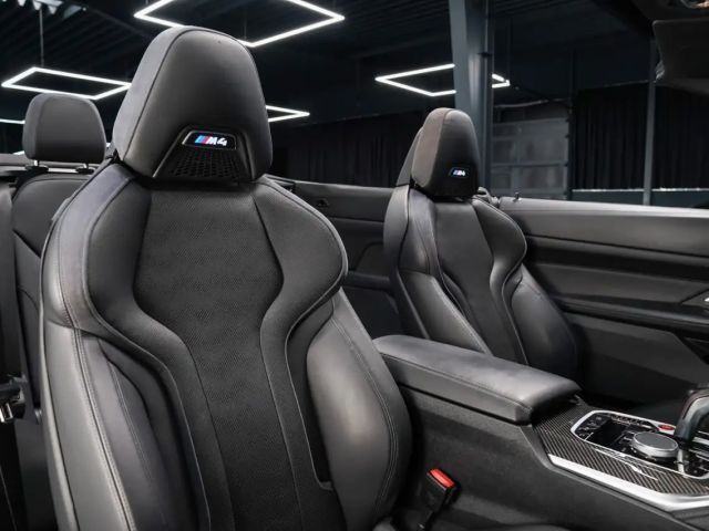 BMW M4 Cabrio Competition xDrive