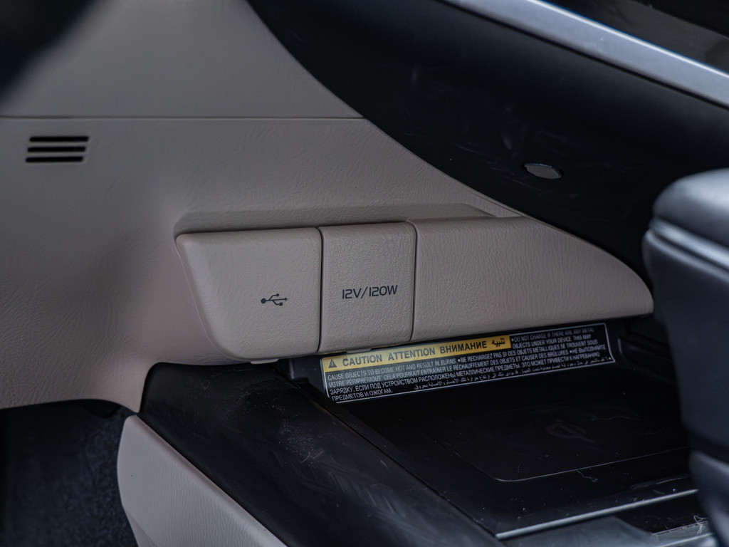 Toyota Camry Executive