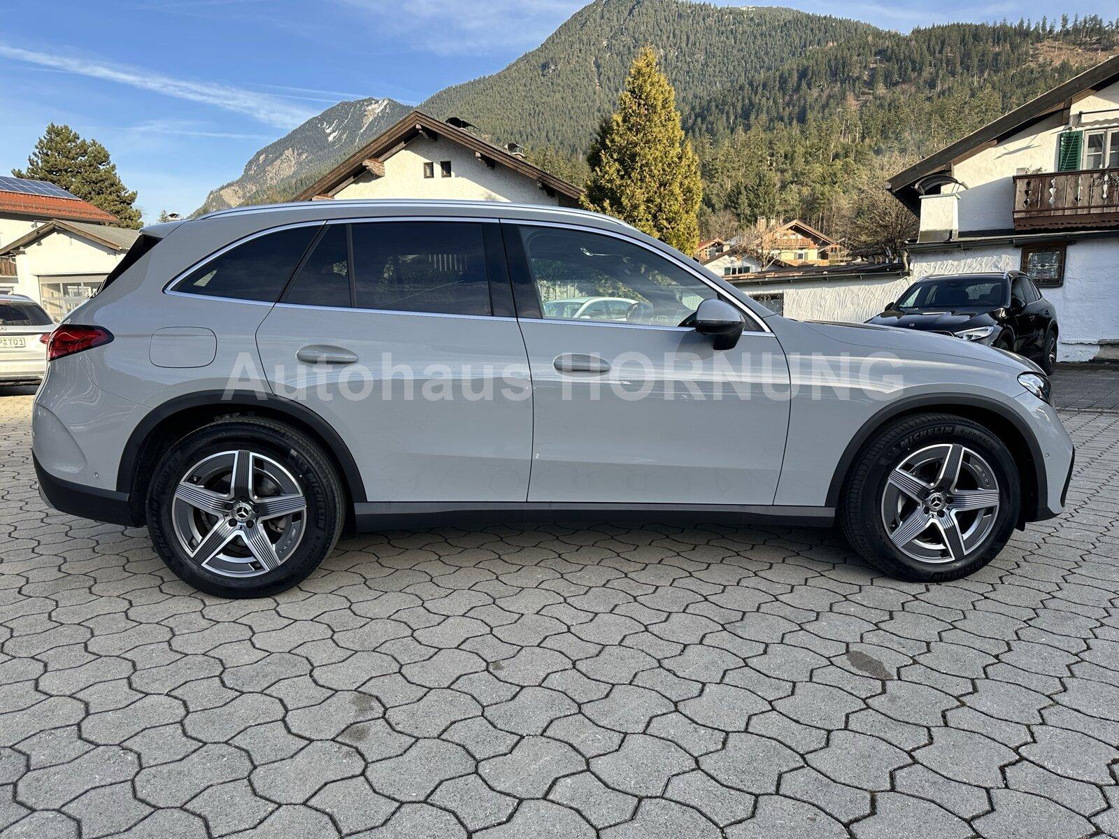 Mercedes-Benz GLC 300 4MATIC AMG Line