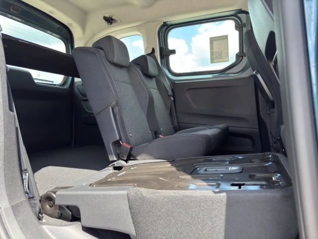 Opel Combo PKW BHDI 100 5-Sitzer