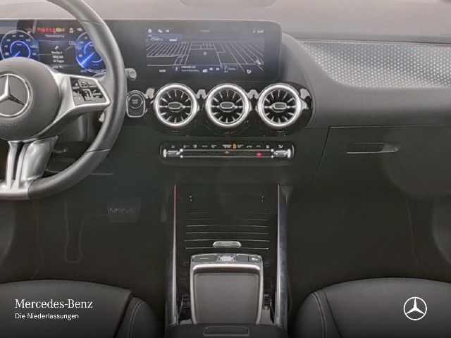 Mercedes-Benz EQA 300 4MATIC