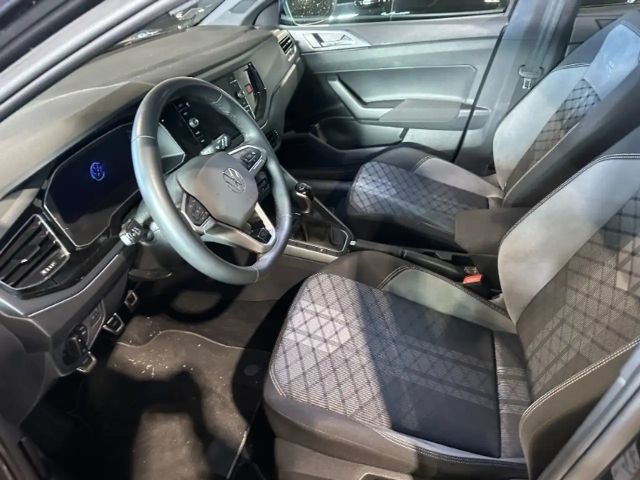 Volkswagen Taigo 1.0 TSI R-Line