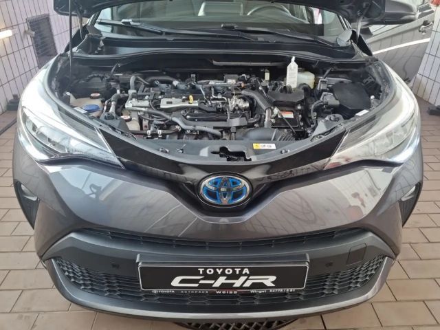Toyota C-HR Hybride Team D