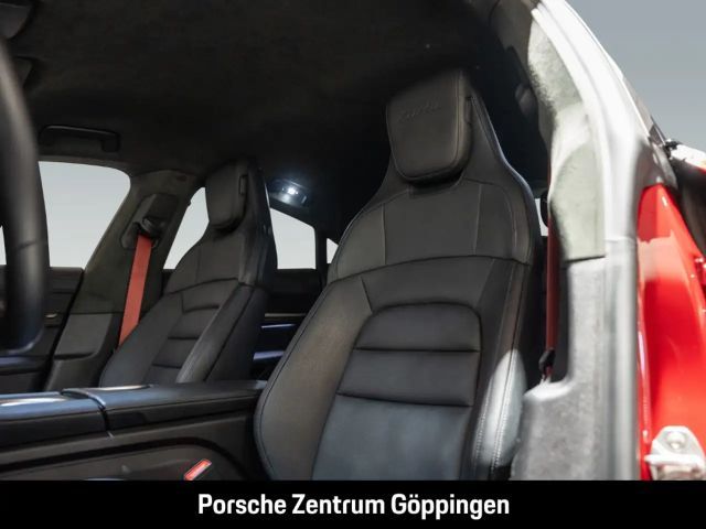 Porsche Taycan Turbo