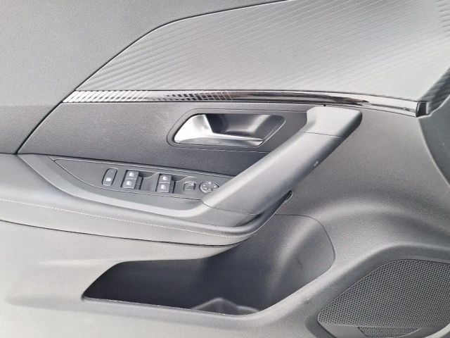 Peugeot 2008 Allure Pack EAT8 PureTech