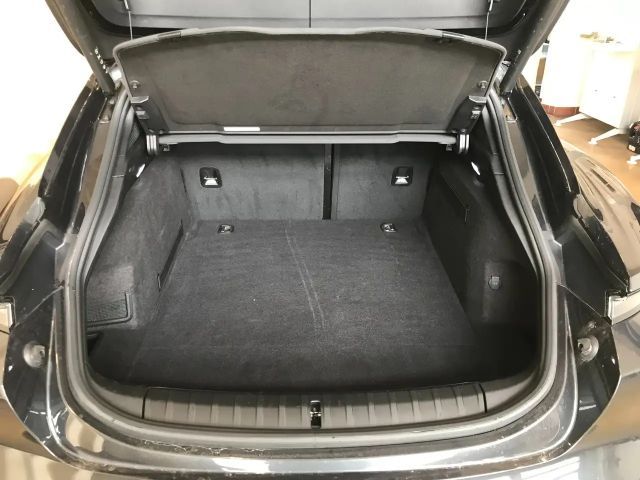 Porsche Taycan 4 Cross Turismo