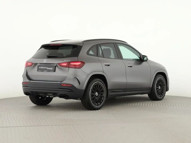 Mercedes-Benz GLA 220 4MATIC AMG Line