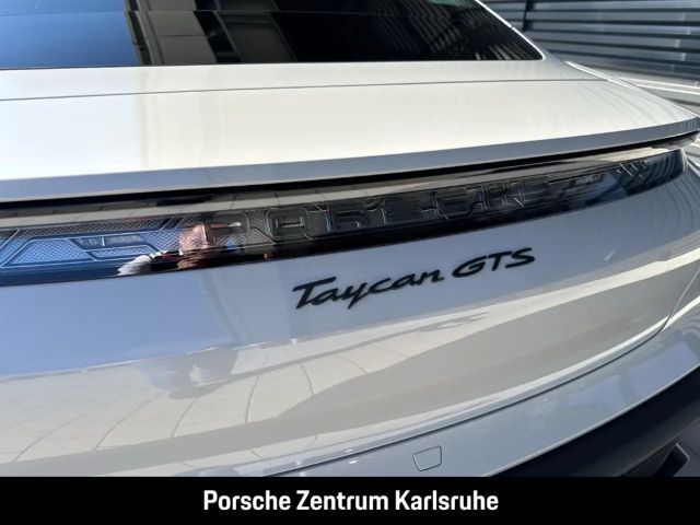 Porsche Taycan GTS