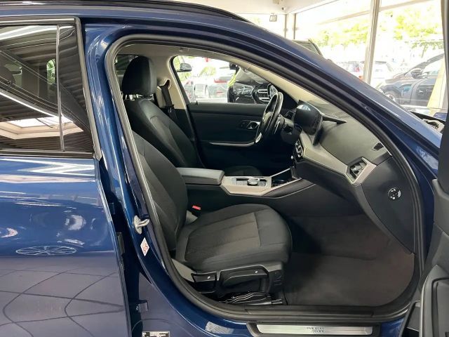 BMW 318 318d Touring