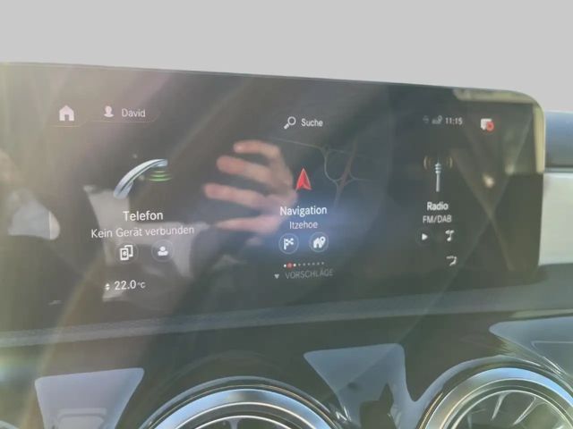 Mercedes-Benz A 180 AMG Line