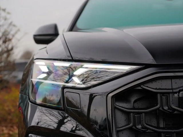 Audi Q8 S-Line