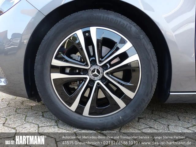 Mercedes-Benz B 200 Progressive Sedan