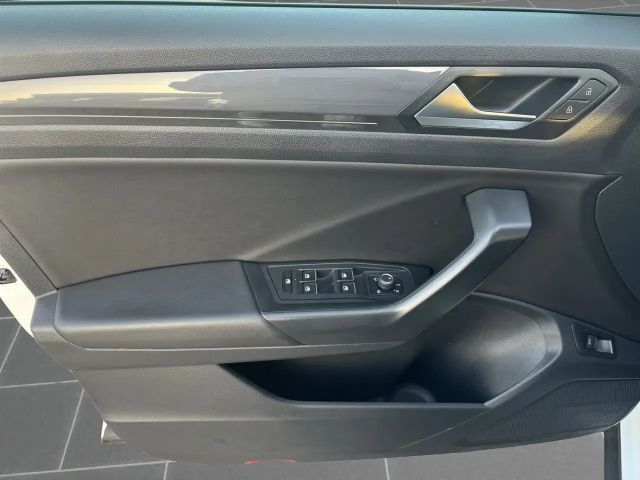 Volkswagen T-Roc 1.5 TSI DSG R-Line Sport