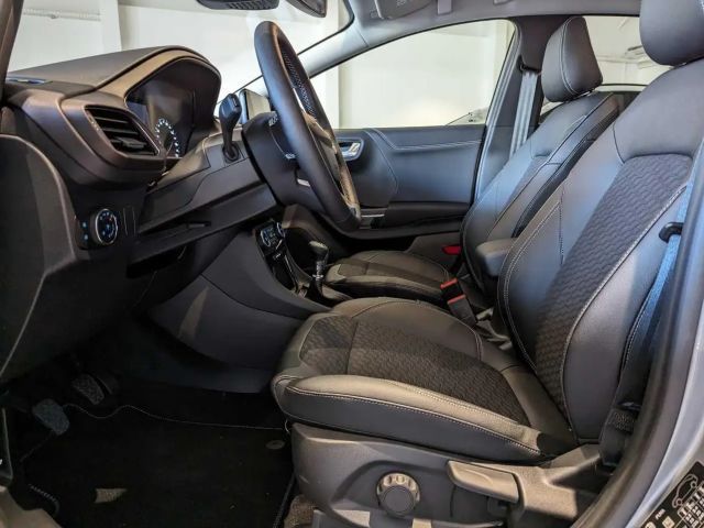 Ford Puma EcoBoost Titanium