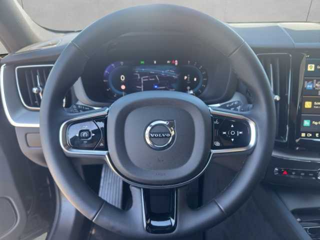 Volvo XC60 Dark Plus