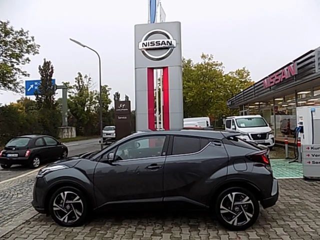 Toyota C-HR Hybride Team D