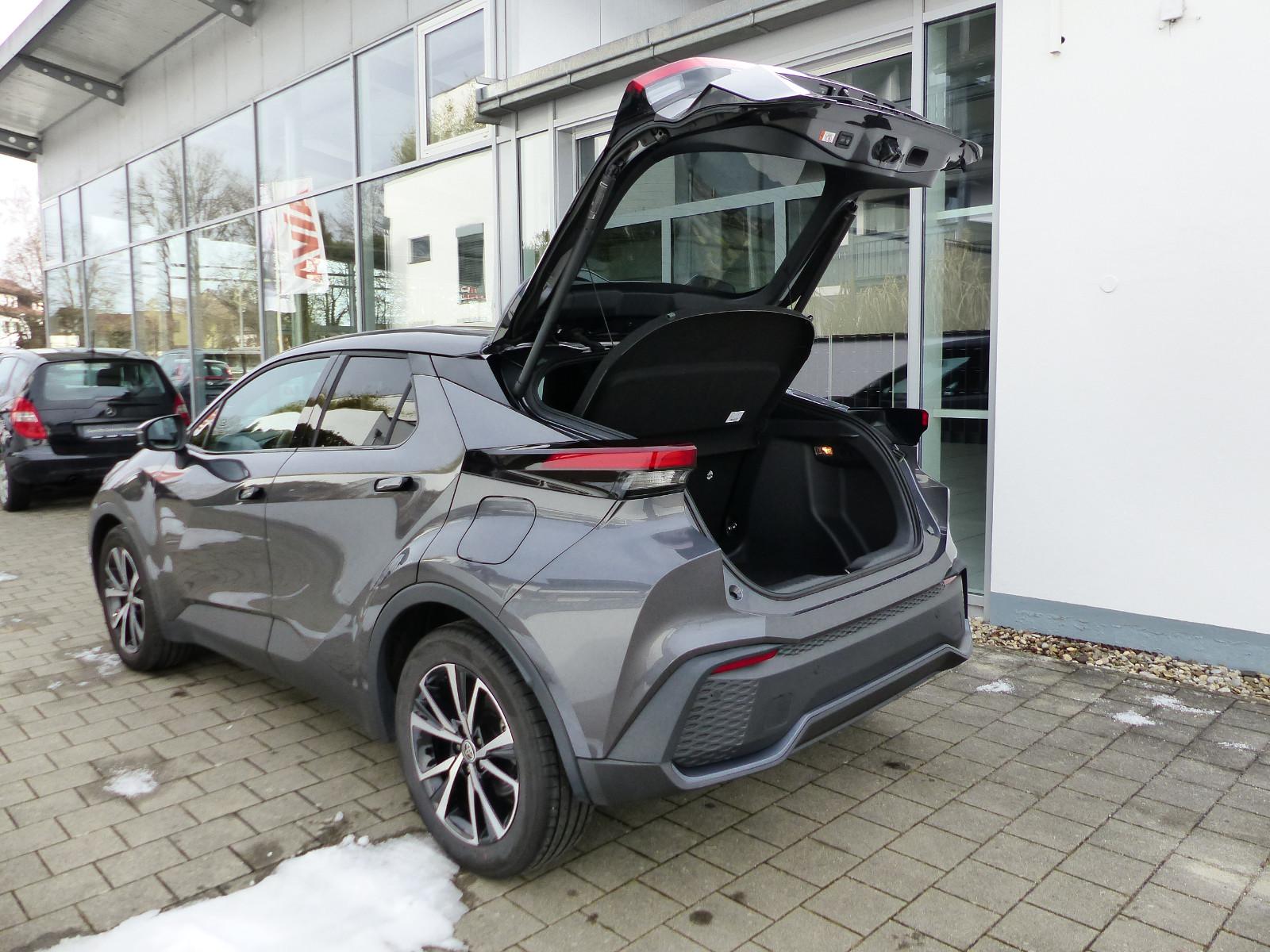 Toyota C-HR Hybride Team D