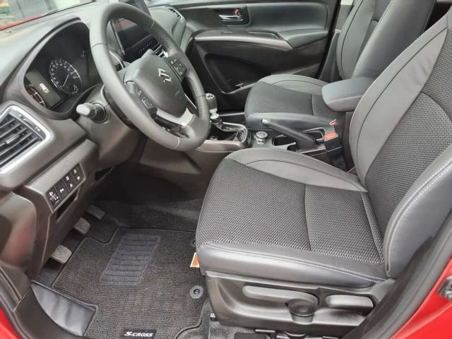 Suzuki S-Cross AllGrip Flash Hybrid