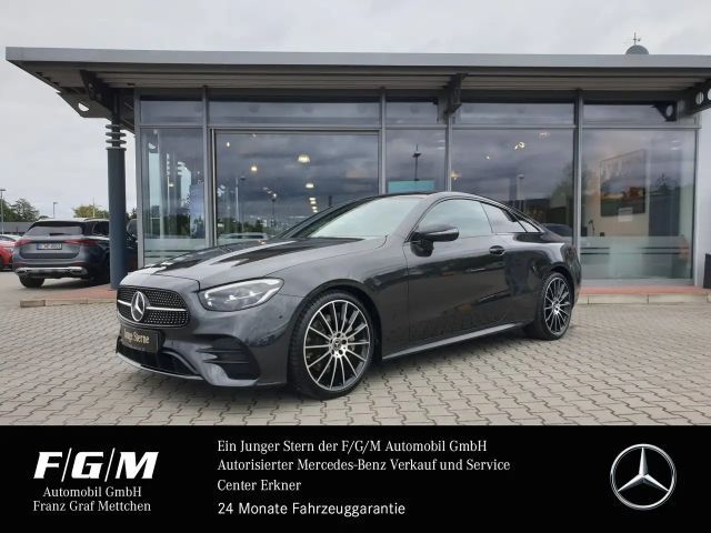 Mercedes-Benz E 300 AMG Line Coupé E 300 e